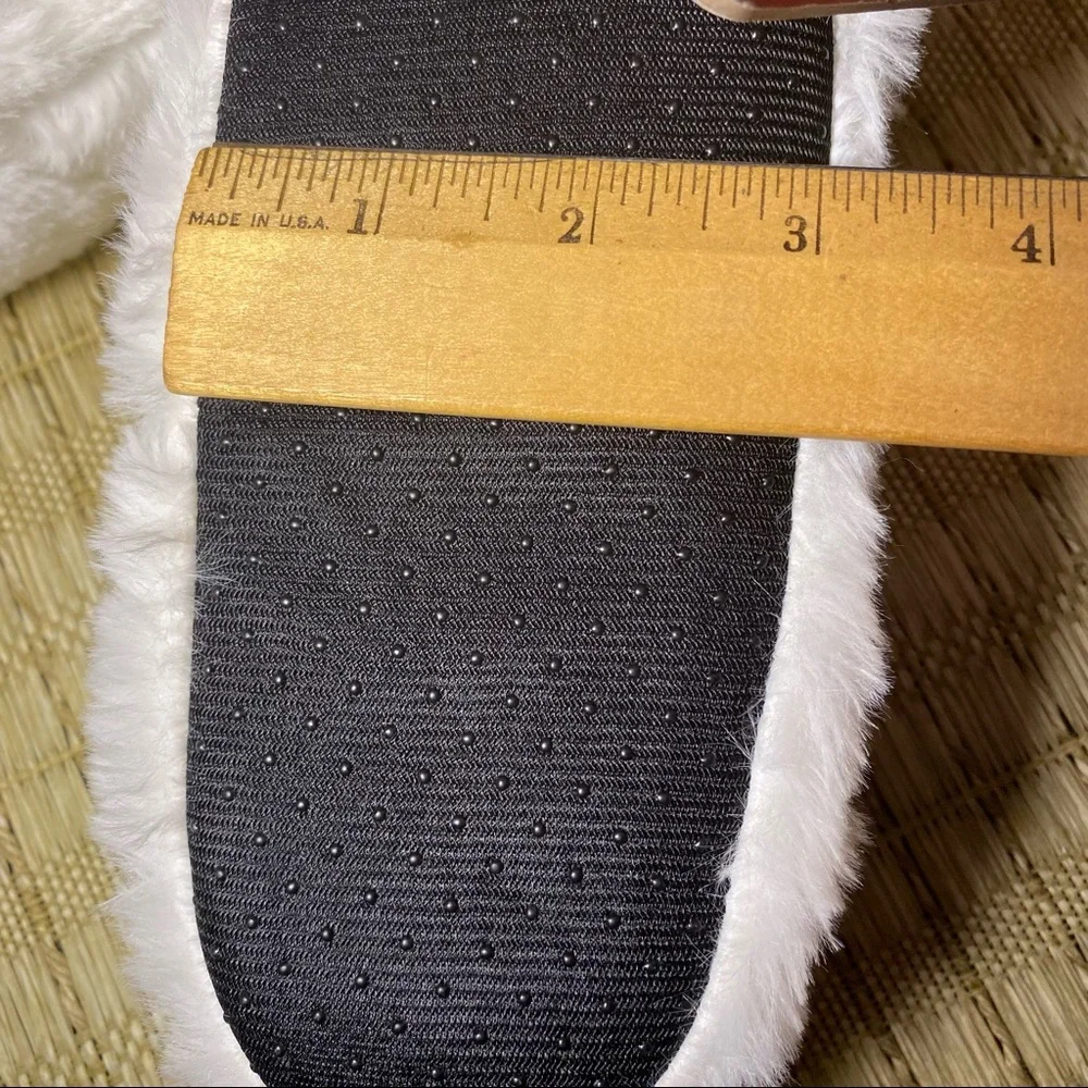 Faux Fur Polar Bear Kids’ Slippers, Size 9-10